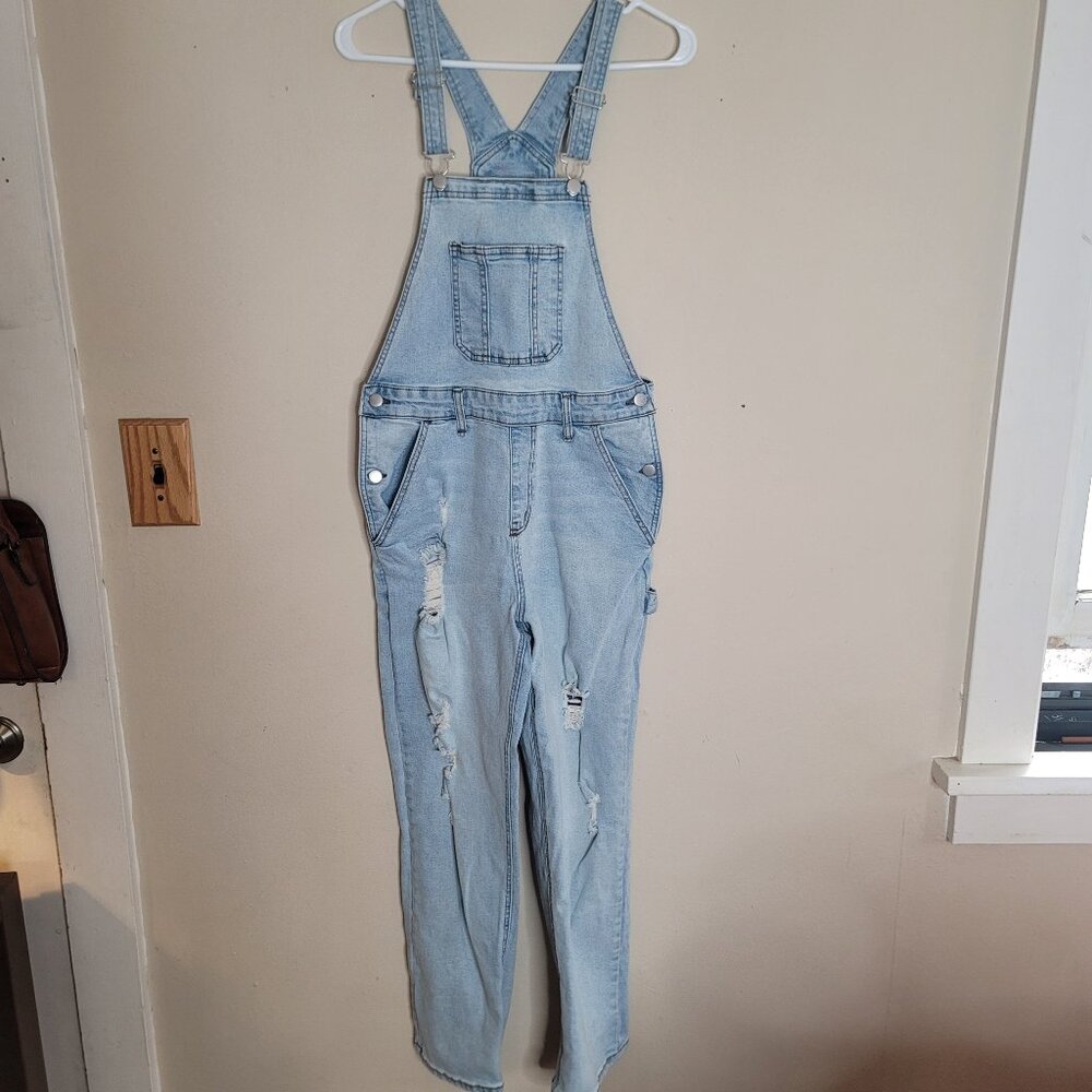 No Boundaries denim jeans overalls - light fray and ripping - Medium